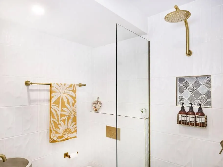 Elanora 3 Bedroom Apartment Gold Coast 0*,  Australia